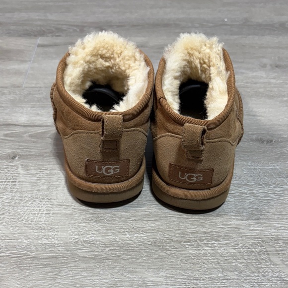 UGG Classic Ultra Mini chestnut ankle boots US size 5 - Picture 4 of 7